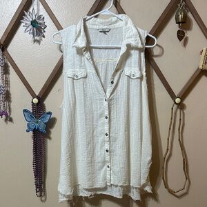 BKE Cream Sleeveless Button-Down Shirt